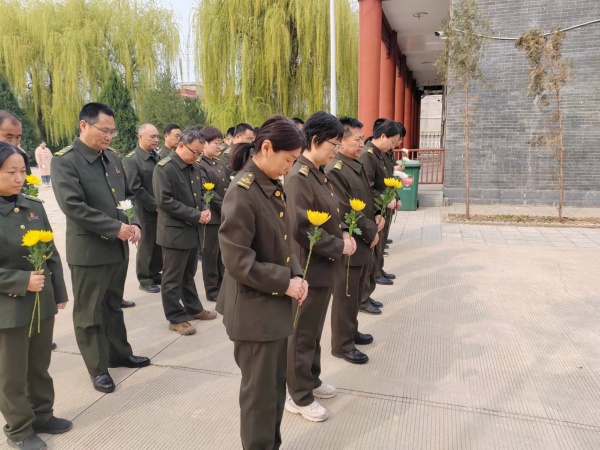 2269d7edd0f7f5713921839255d119f_副本.jpg